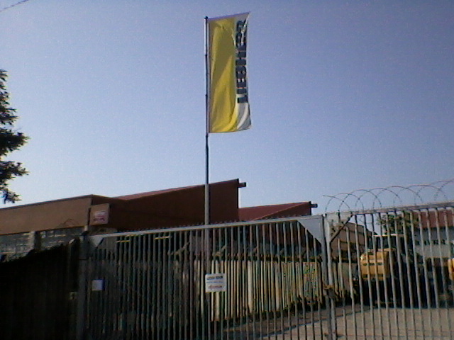12M Flagpole with rotating arm